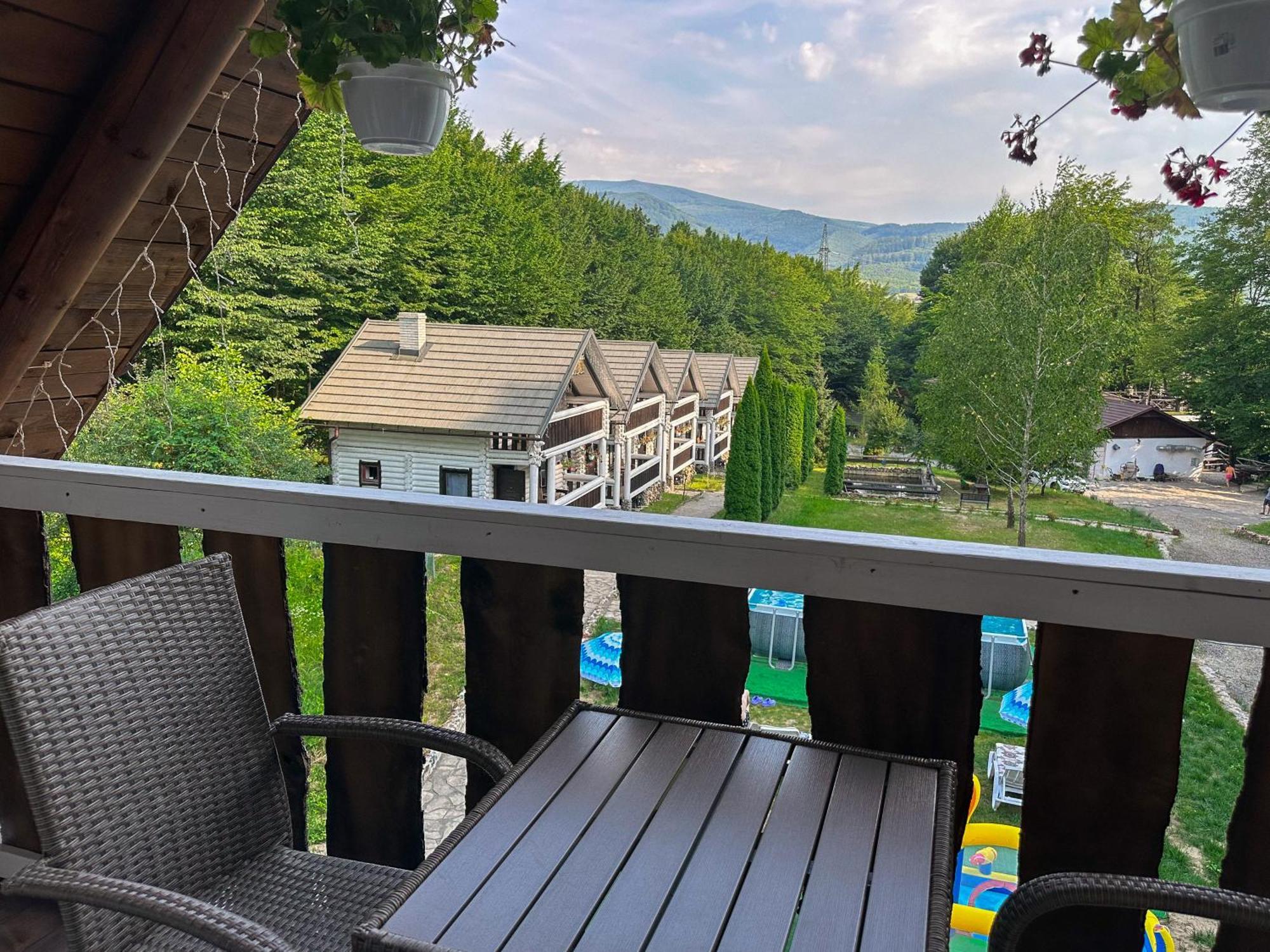 База Відпочинку Forest Stream Svalyava Extérieur photo